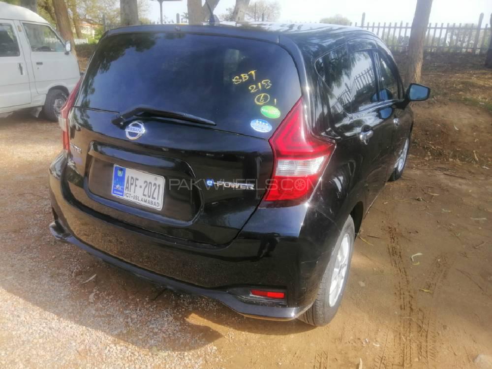 Nissan Note 2017 for Sale in Islamabad Nissan Note 2017 for Sale in Islamabad Image-4