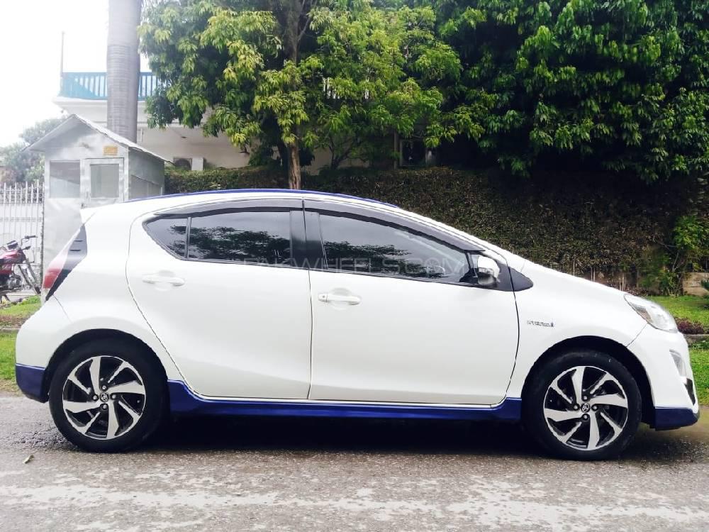 Toyota Aqua 2015 for Sale in Islamabad Toyota Aqua 2015 for Sale in Islamabad Image-3