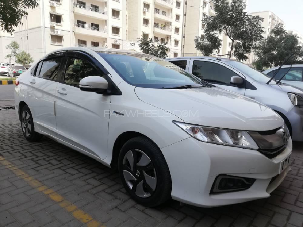 ہونڈا گریس ہائبرڈ 2018 for Sale in کراچی ہونڈا گریس ہائبرڈ 2018 for Sale in کراچی Image-2