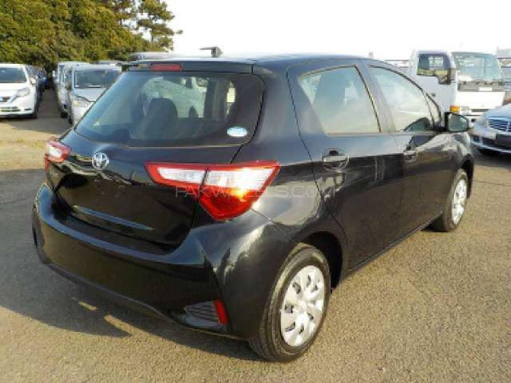 Toyota Vitz 2018 for Sale in Islamabad Toyota Vitz 2018 for Sale in Islamabad Image-5
