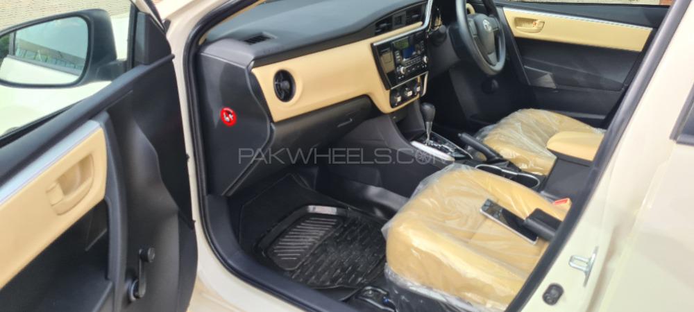 Toyota Corolla 2020 for Sale in Sialkot Toyota Corolla 2020 for Sale in Sialkot Image-23
