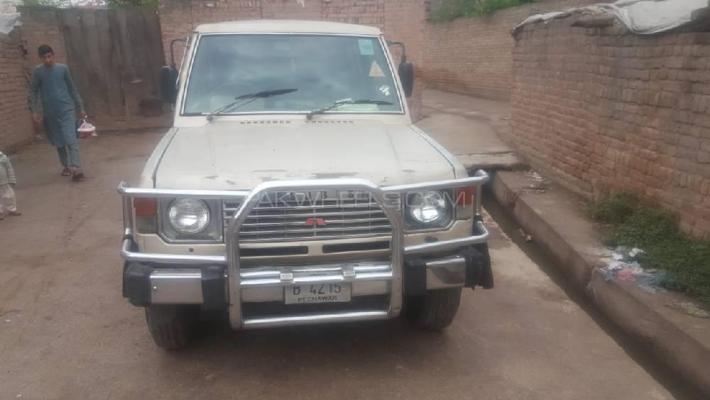 Mitsubishi Pajero 1983 for Sale in Peshawar Image-1