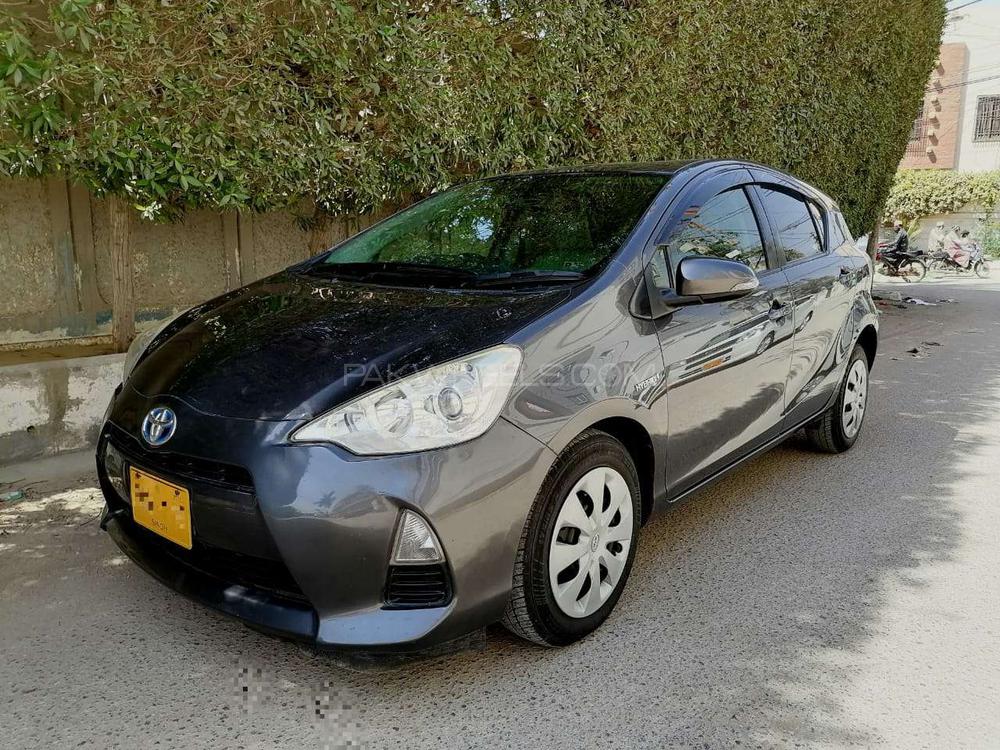 Toyota Aqua 2013 for Sale in Karachi Image-1