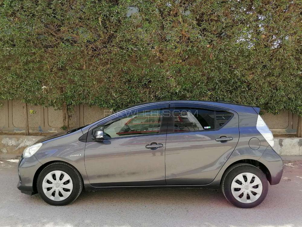 Toyota Aqua 2013 for Sale in Karachi Toyota Aqua 2013 for Sale in Karachi Image-10