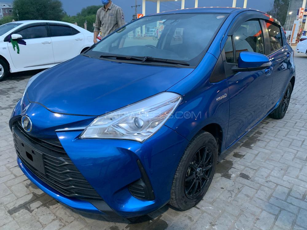 Toyota vitz hybrid