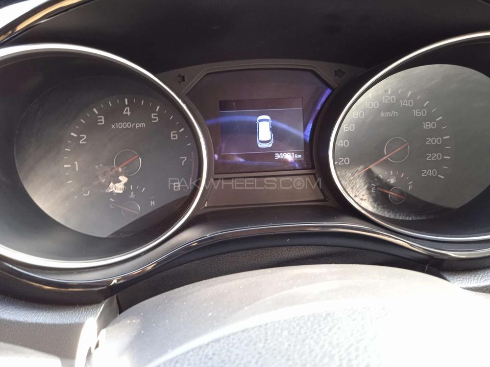 کِیا کارنیول 2018 for Sale in فیصل آباد کِیا کارنیول 2018 for Sale in فیصل آباد Image-13