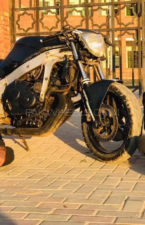 ہونڈا CBR 400 1993 for Sale ہونڈا CBR 400 1993 for Sale Image-8