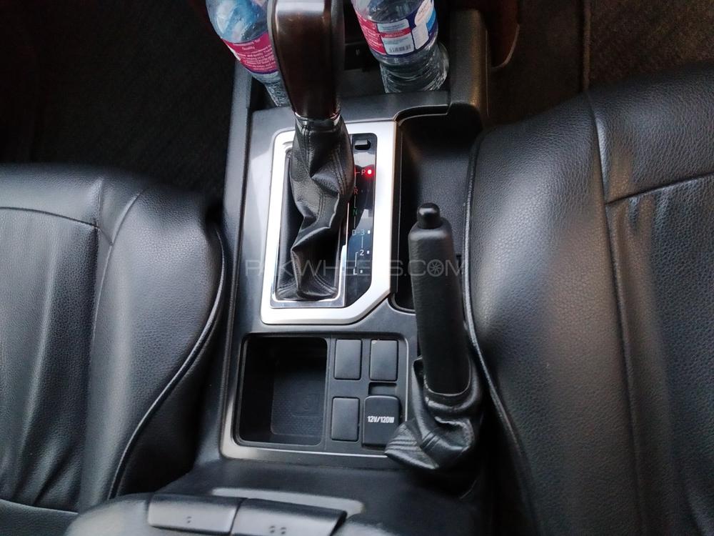 ٹویوٹا پراڈو 2013 for Sale in لاہور ٹویوٹا پراڈو 2013 for Sale in لاہور Image-11