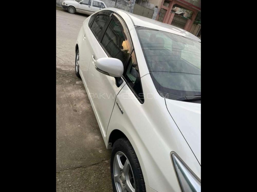 ٹویوٹا پریوس 2010 for Sale in اسلام آباد ٹویوٹا پریوس 2010 for Sale in اسلام آباد Image-2