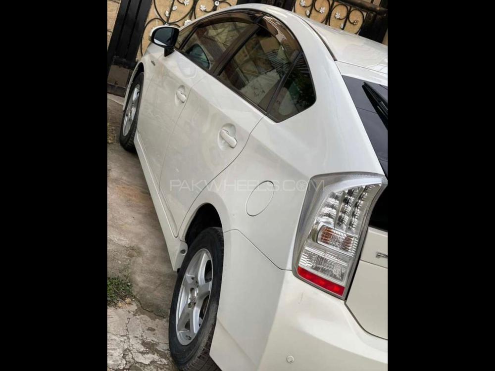 ٹویوٹا پریوس 2010 for Sale in اسلام آباد ٹویوٹا پریوس 2010 for Sale in اسلام آباد Image-5