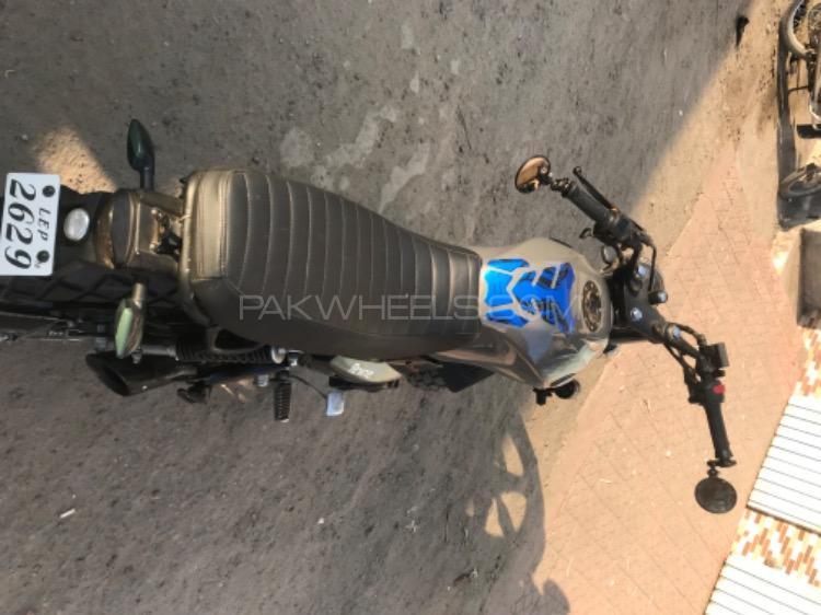 BMW R NINE T - 2016  Image-1