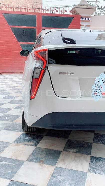 Toyota Prius 2016 for Sale in Lahore Toyota Prius 2016 for Sale in Lahore Image-4