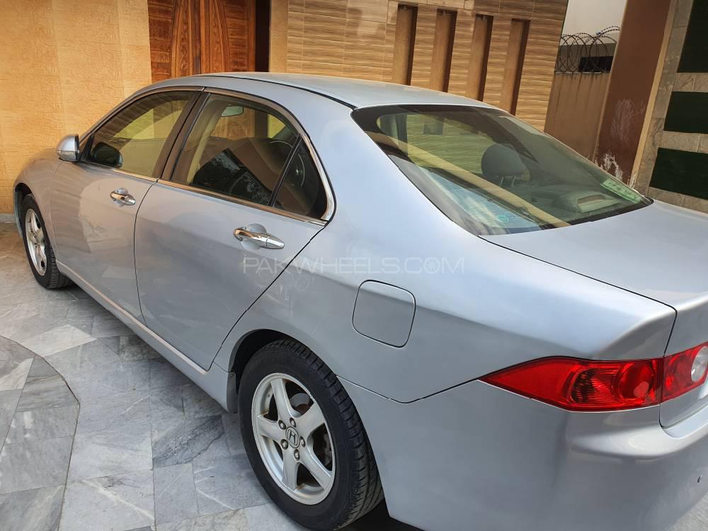 ہونڈا اکارڈ 2003 for Sale in لاہور ہونڈا اکارڈ 2003 for Sale in لاہور Image-7