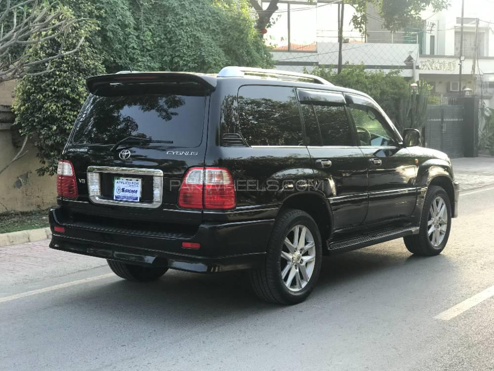 Toyota Land Cruiser 2003 for Sale in Lahore Toyota Land Cruiser 2003 for Sale in Lahore Image-6