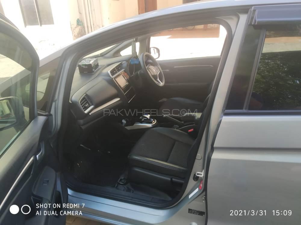 Honda Fit 2014 for Sale in Lahore Honda Fit 2014 for Sale in Lahore Image-10