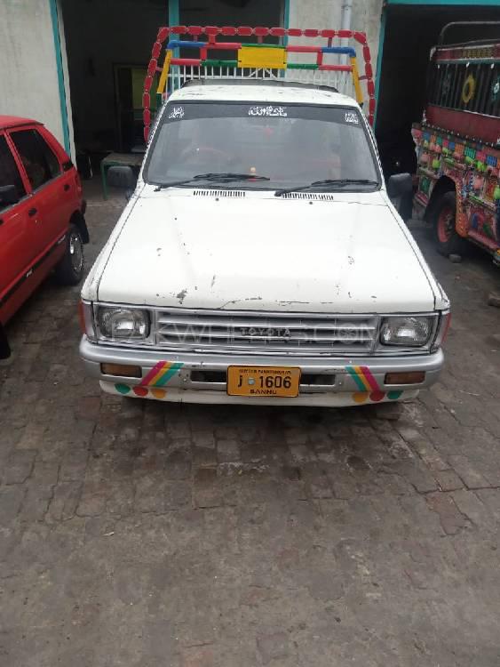 Toyota Hilux 1986 for Sale in Jhang Image-1
