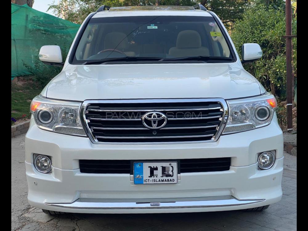 Toyota Land Cruiser 2013 for Sale in Islamabad Image-1