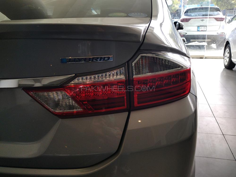 ہونڈا گریس ہائبرڈ 2017 for Sale in لاہور ہونڈا گریس ہائبرڈ 2017 for Sale in لاہور Image-7