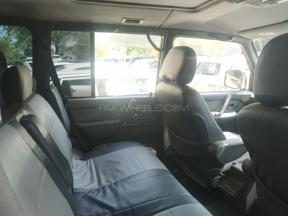 مٹسوبیشی پجیرو 1997 for Sale in اسلام آباد مٹسوبیشی پجیرو 1997 for Sale in اسلام آباد Image-10