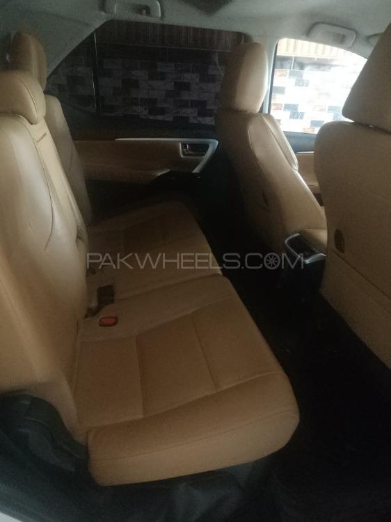 Toyota Fortuner 2019 for Sale in Sargodha Toyota Fortuner 2019 for Sale in Sargodha Image-9