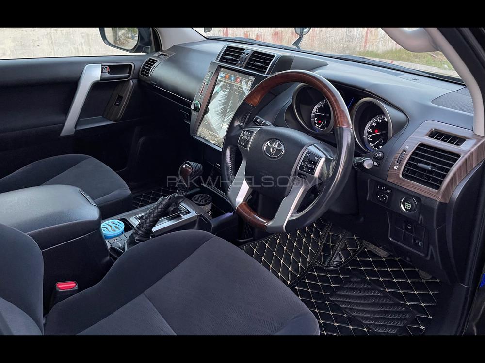 Toyota Prado 2013 for Sale in Karachi Toyota Prado 2013 for Sale in Karachi Image-11