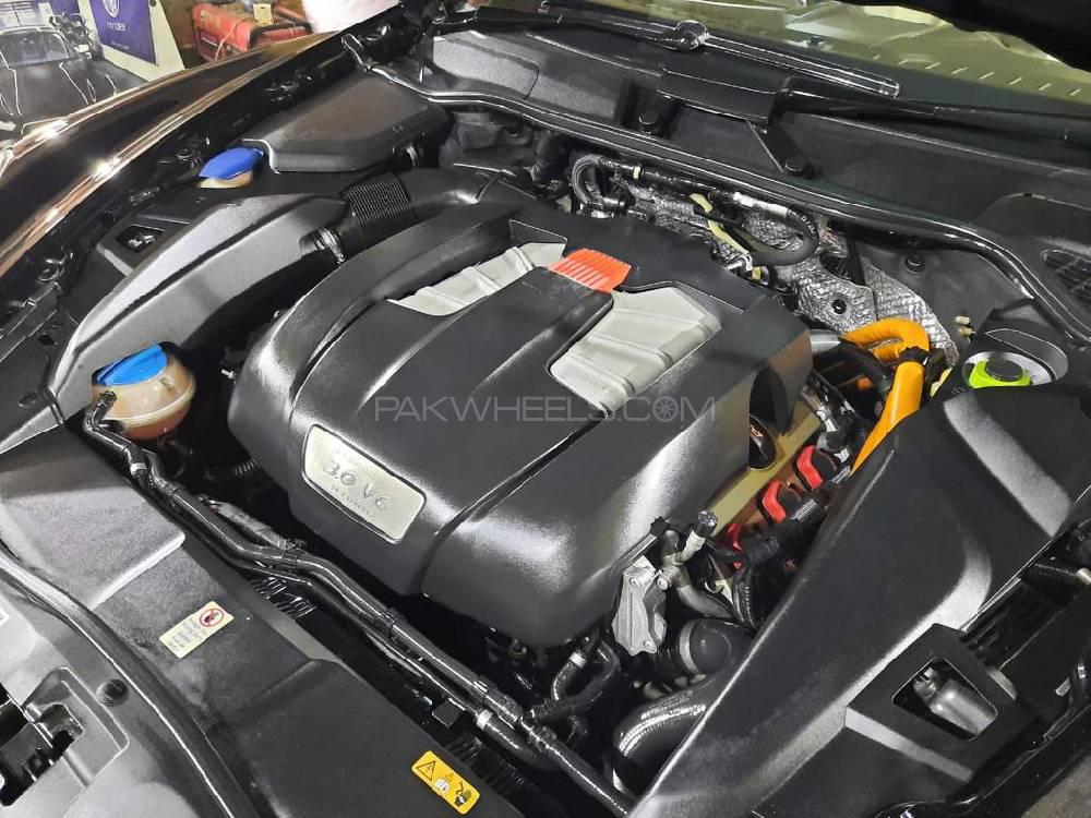 پورشے کائین 2013 for Sale in لاہور پورشے کائین 2013 for Sale in لاہور Image-3