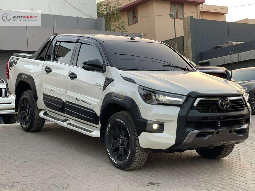 Toyota Hilux 2018 for Sale in Karachi Toyota Hilux 2018 for Sale in Karachi Image-2