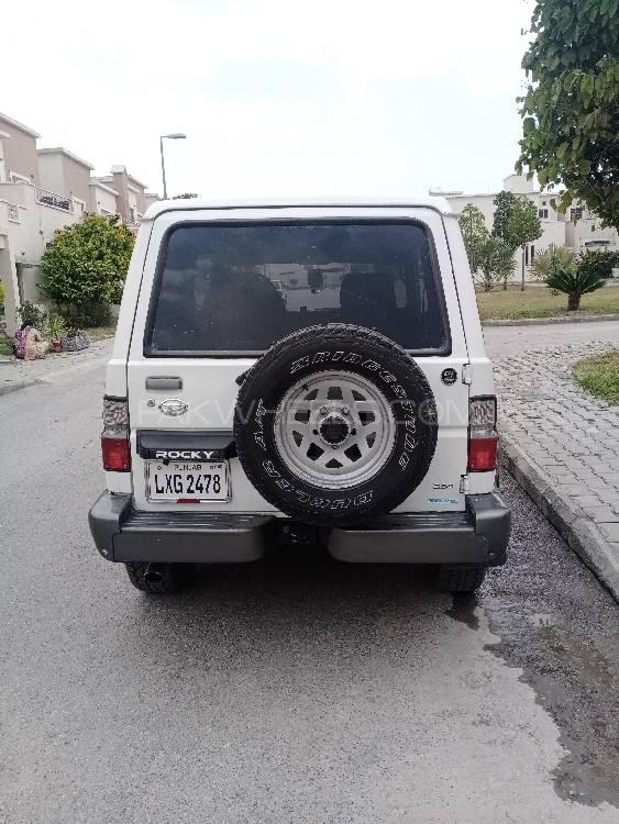 Daihatsu rocky 1997