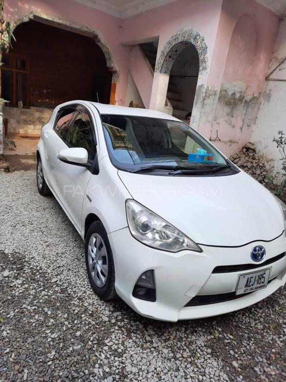 ٹویوٹا اکوا 2014 for Sale in پشاور ٹویوٹا اکوا 2014 for Sale in پشاور Image-3