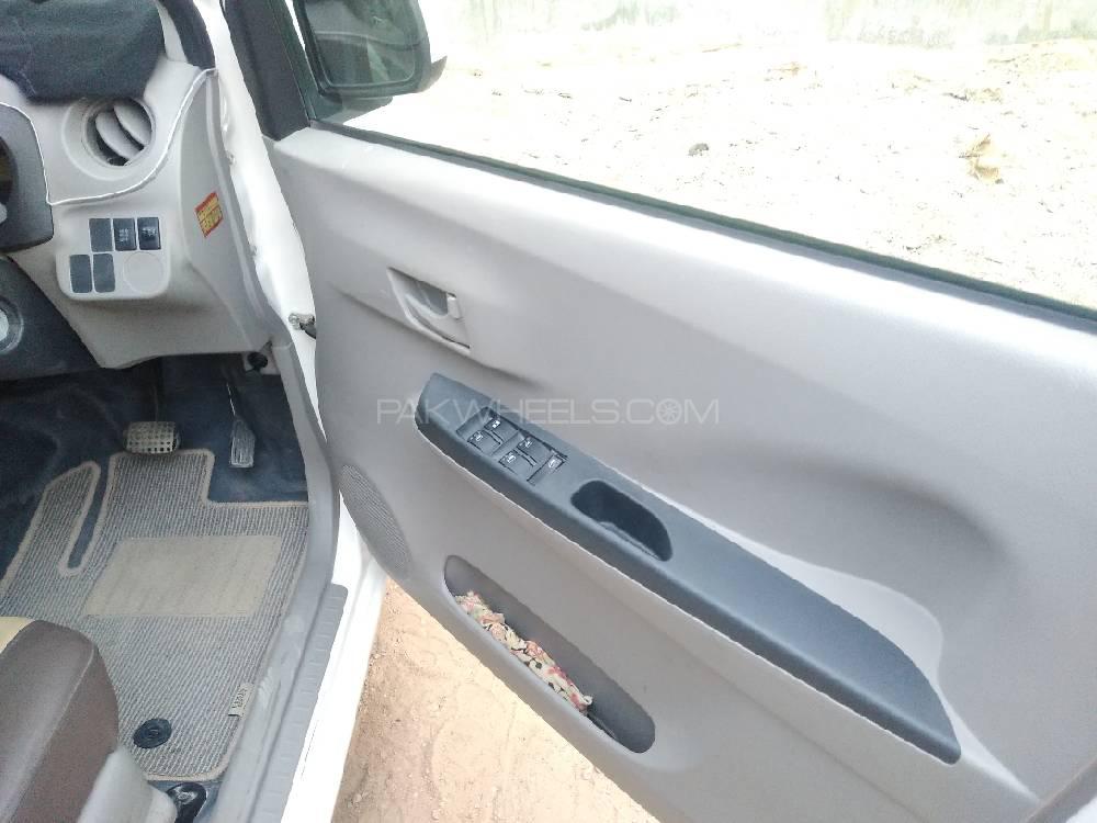 ٹویوٹا پکسس ایپوک 2017 for Sale in لاہور ٹویوٹا پکسس ایپوک 2017 for Sale in لاہور Image-2