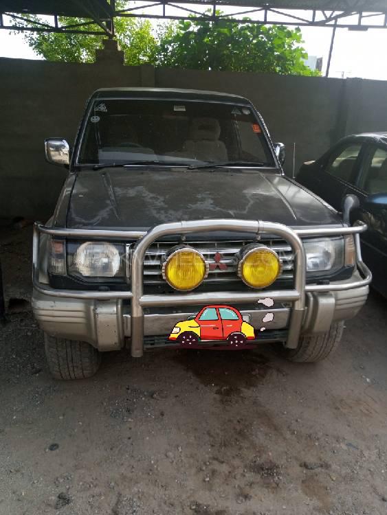 مٹسوبیشی پجیرو 1992 for Sale in اسلام آباد مٹسوبیشی پجیرو 1992 for Sale in اسلام آباد Image-13