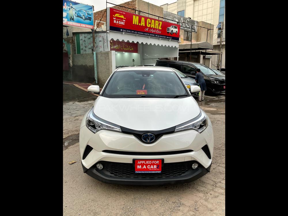 Toyota C-HR 2016 for Sale in Sahiwal Image-1