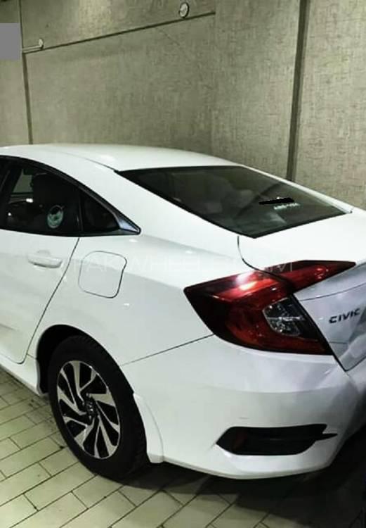 ہونڈا سوک 2018 for Sale in لاہور ہونڈا سوک 2018 for Sale in لاہور Image-3