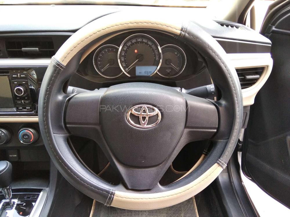 Toyota Corolla 2017 for Sale in Karachi Toyota Corolla 2017 for Sale in Karachi Image-4