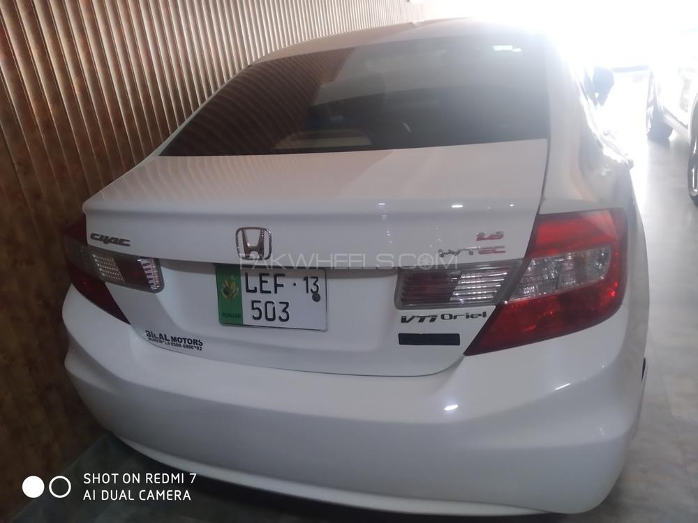Honda Civic 2013 for Sale in Bahawalpur Honda Civic 2013 for Sale in Bahawalpur Image-5