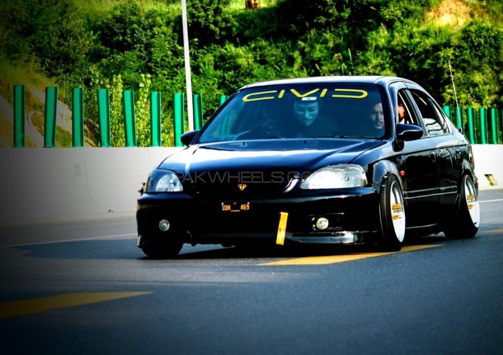 Honda Civic - 2000  Image-1