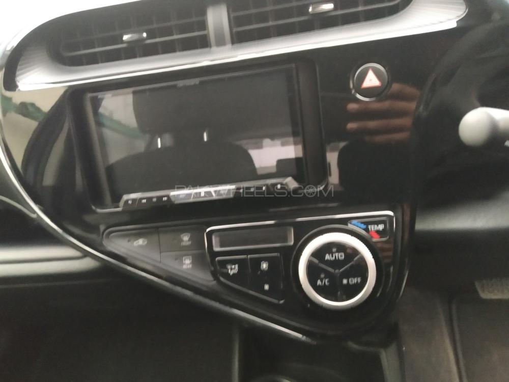 Toyota Aqua 2018 for Sale in Lahore Toyota Aqua 2018 for Sale in Lahore Image-5
