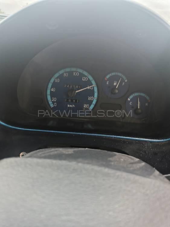 شیورلیٹ ایکسکلوسیو 2004 for Sale in پشاور Image-1