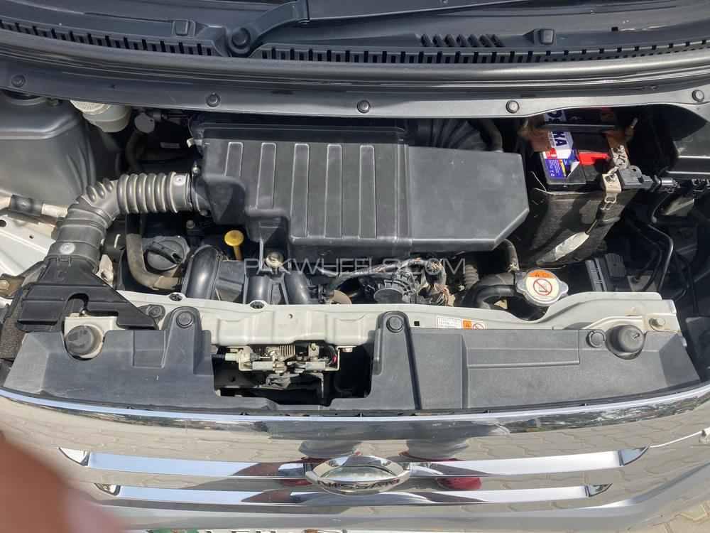 Nissan Dayz Highway Star 2017 for Sale in Gujrat Nissan Dayz Highway Star 2017 for Sale in Gujrat Image-5