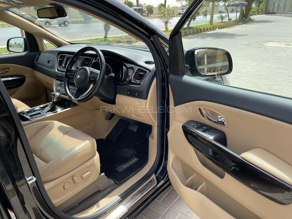KIA Carnival 2019 for Sale in Karachi KIA Carnival 2019 for Sale in Karachi Image-12