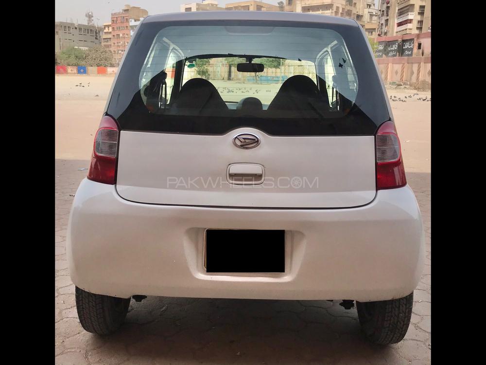 Daihatsu Esse 2010 for Sale in Karachi Image-1