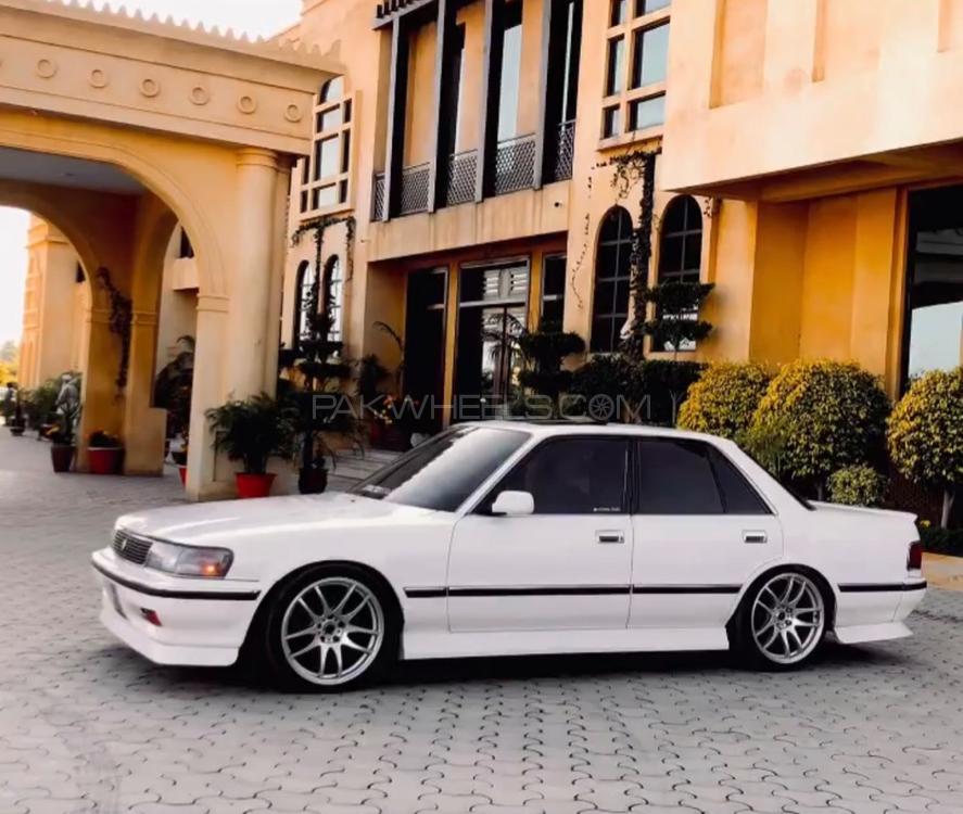 Toyota Cressida - 1990  Image-1