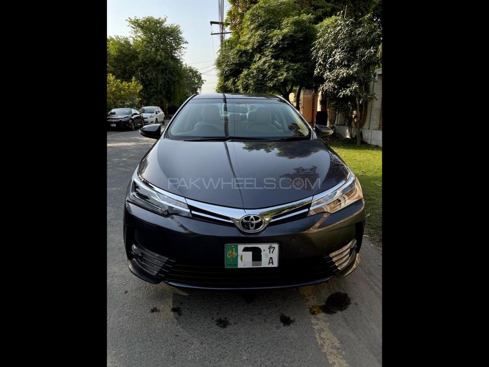 Toyota Corolla 2017 for Sale in Lahore Image-1
