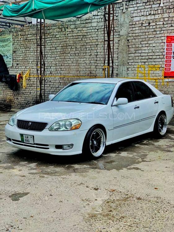 Toyota Mark II - 2003  Image-1