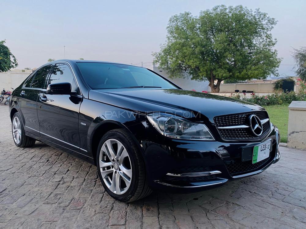 Mercedes Benz C Class 2012 for Sale in Bahawalpur Image-1