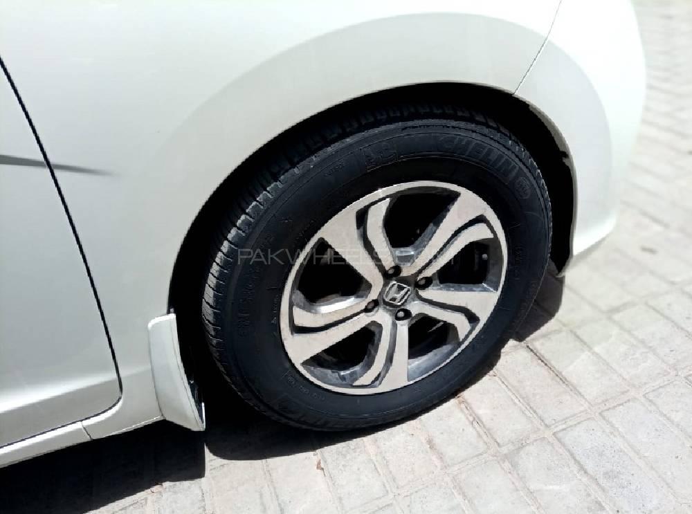 ہونڈا فٹ 2017 for Sale in کراچی ہونڈا فٹ 2017 for Sale in کراچی Image-7