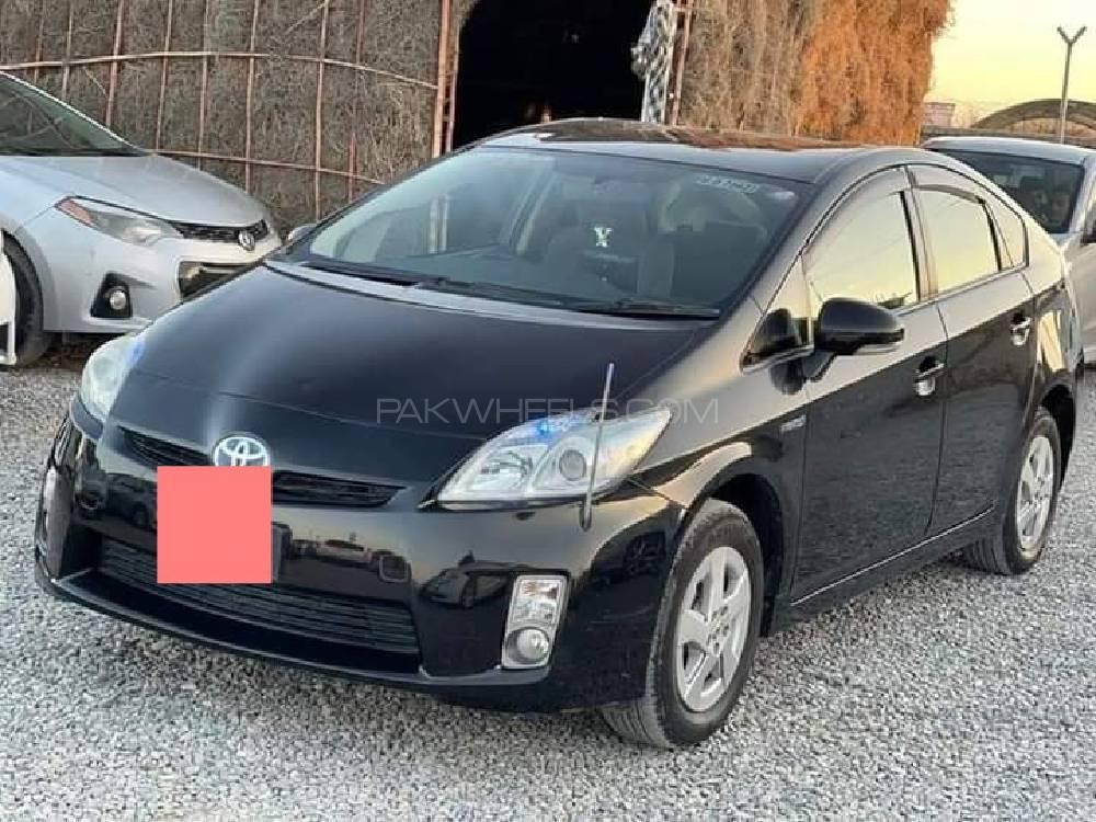 Toyota Prius 2010 for Sale in Peshawar Toyota Prius 2010 for Sale in Peshawar Image-2