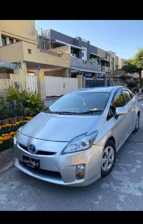 Toyota Prius 2011 for Sale in Taxila Image-1