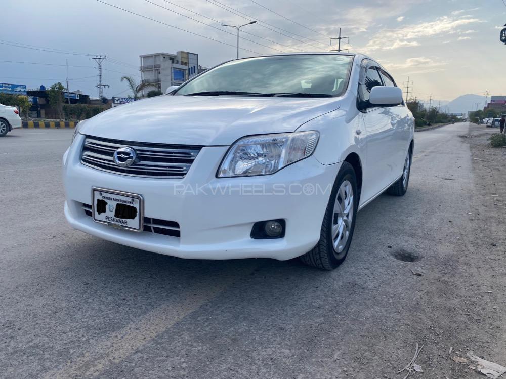 Toyota Corolla Axio 2007 for Sale in Peshawar Image-1