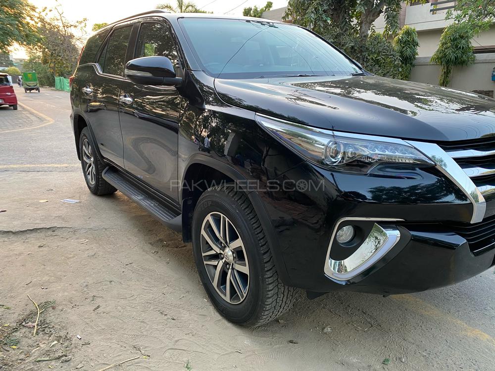 Toyota Fortuner 2017 for Sale in Lahore Toyota Fortuner 2017 for Sale in Lahore Image-2